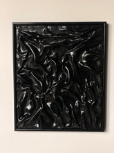 Indlæs billede til gallerivisning DRAPE IN FRAME 54x64 cm

