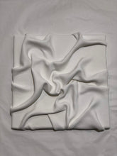 Indlæs billede til gallerivisning DRAPE // CANVAS, 30 X 30 CM
