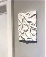 Indlæs billede til gallerivisning DRAPE ON CANVAS, WHITE, 30X40 CM 
