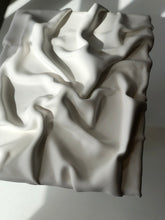 Indlæs billede til gallerivisning DRAPE ON CANVAS, WHITE, 30X40 CM 
